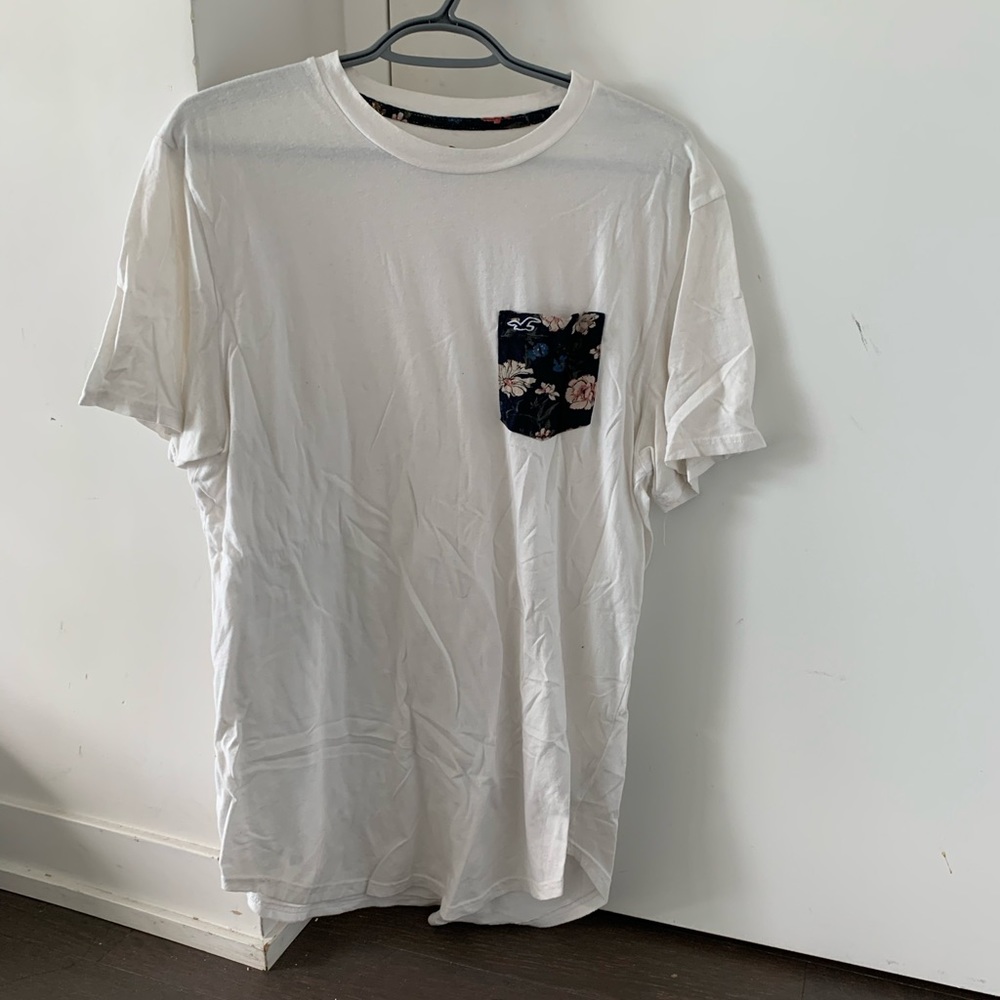 Hollister curved hem t-shirt